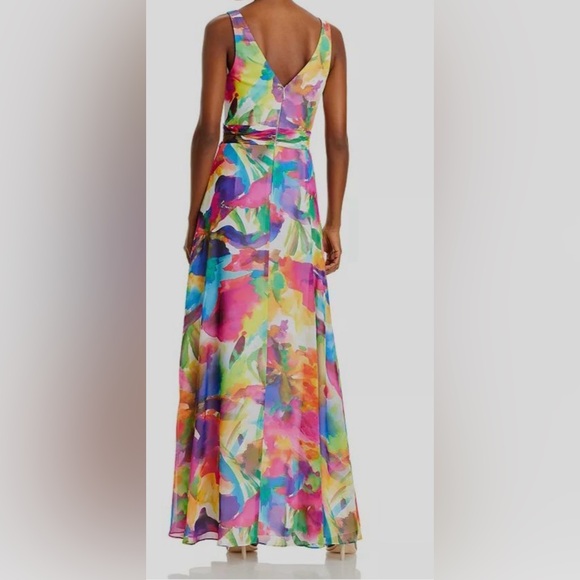 Liv Foster Floral Satin Maxi Dress | RTR | Brass Ring Cutout | Size 8 - Picture 3 of 4